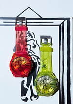 ディーゼルのクリスマスギフト、艶やかレザーのメンズ財布＆ロゴ入り2WAYウィメンズバッグ｜写真4