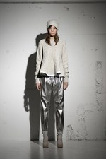 sacai luck 2013-14年秋冬コレクション - ボーイッシュ×フェミニンなリラックス・スタイル｜写真1