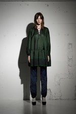 sacai luck 2013-14年秋冬コレクション - ボーイッシュ×フェミニンなリラックス・スタイル｜写真15