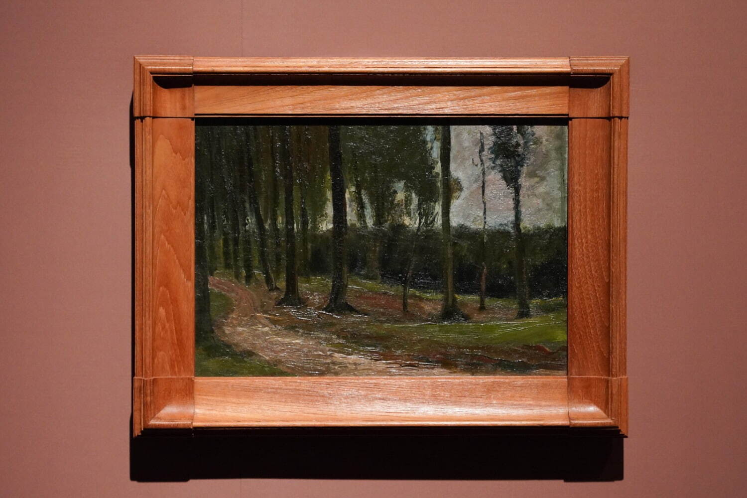 フィンセント・ファン・ゴッホ《森のはずれ》 1883年8-9月 油彩、カンヴァス 33.8×48.5cm クレラー=ミュラー美術館蔵