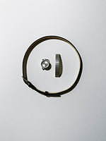 “指輪”になるミニ時計「リルサークル」ゴールドの針を配した新作、リング＆腕時計の2WAYウォッチ｜写真4