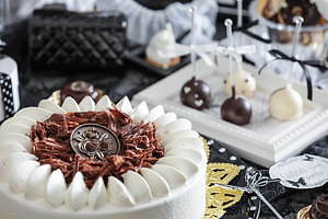 「モノクロ・ゴシック スイーツパーティー」東京&名古屋で、大人かわいい“白黒”スイーツ食べ放題|写真18