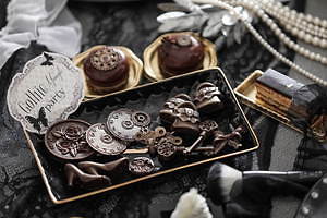 「モノクロ・ゴシック スイーツパーティー」東京&名古屋で、大人かわいい“白黒”スイーツ食べ放題|写真12