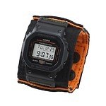 G-SHOCK×ポーターの腕時計 - 付替可能なナイロン＆樹脂バンド、タンカー着想のリストバンド付属｜写真2