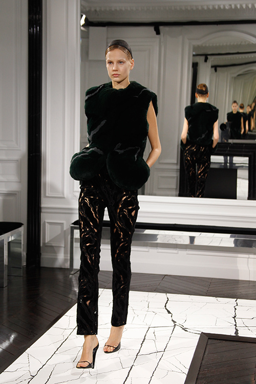 バレンシアガ 2013-14年秋冬<span>コレクション</span> - 写真32