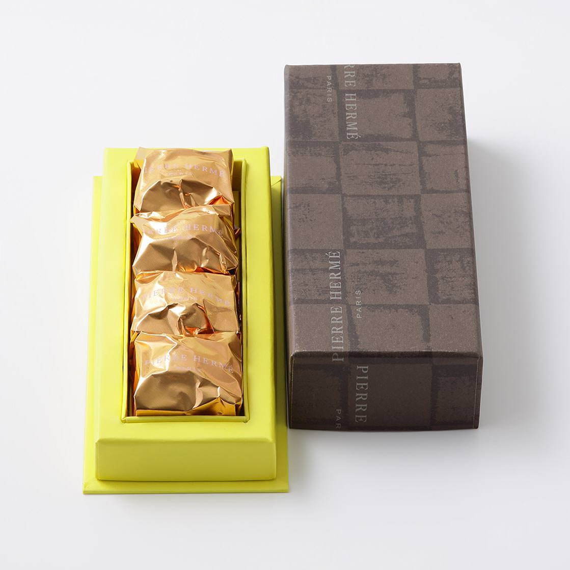 ピエール・エルメ・パリのバレンタイン"杉の実"チョコレートやショコラマカロン、ハート型ケーキも｜写真29