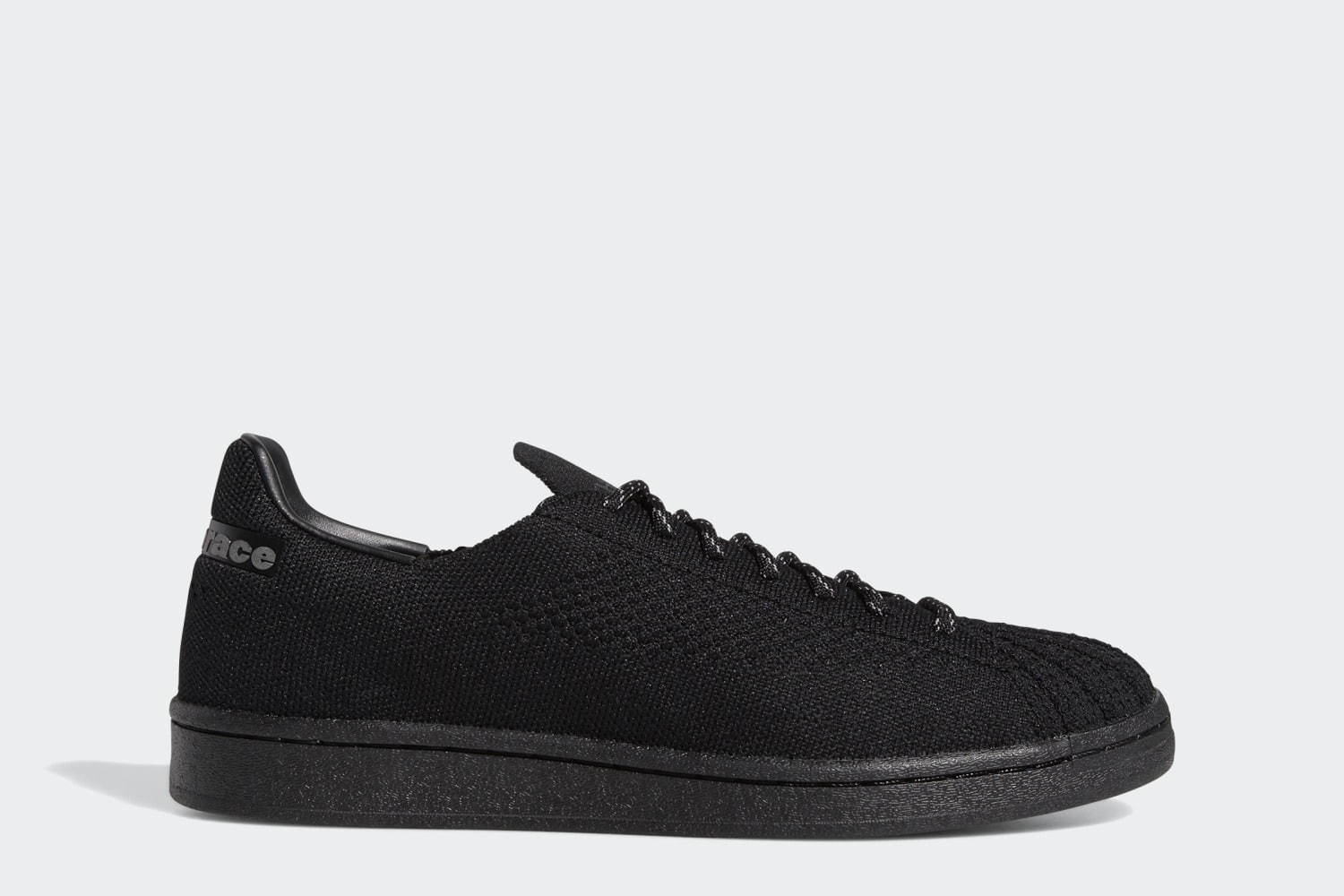 アディダス コンチネンタル 80 オールブラック　ファレルコラボ PHARRELL WILLIAMS × ADIDAS ORIGINALS CONTINENTAL 80 
