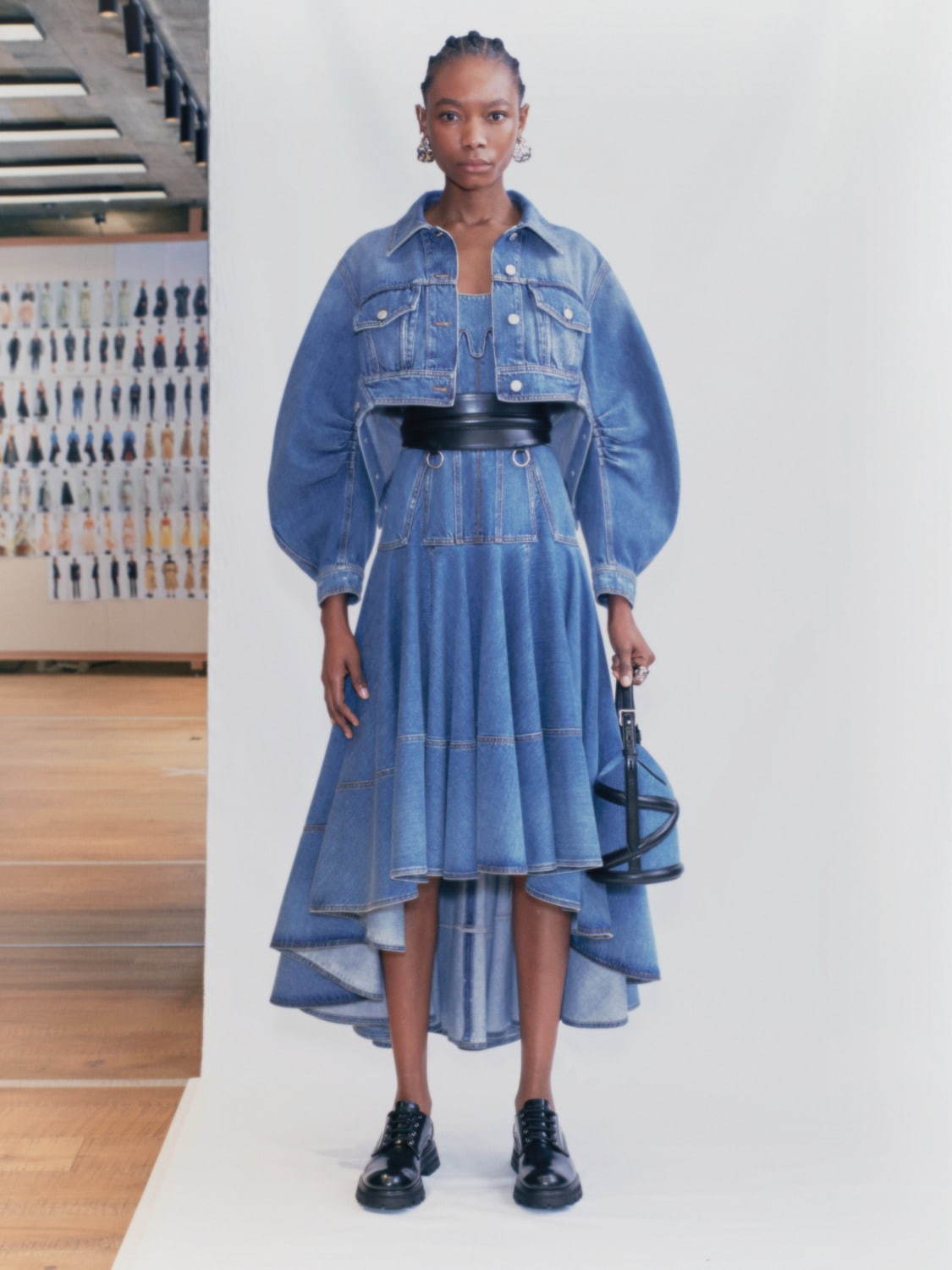 マックイーン(McQueen) 2021年春夏ウィメンズコレクション シルエット - 写真11