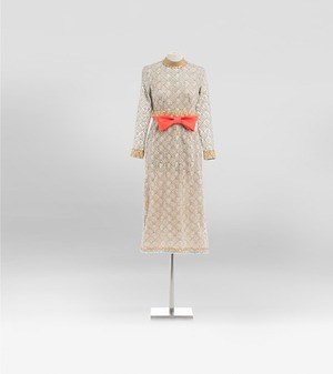 vintage 古着miumiu レース ワンピース 38 ミュウミュウ、ヴィンテージアイテムをリメイクした“1点物