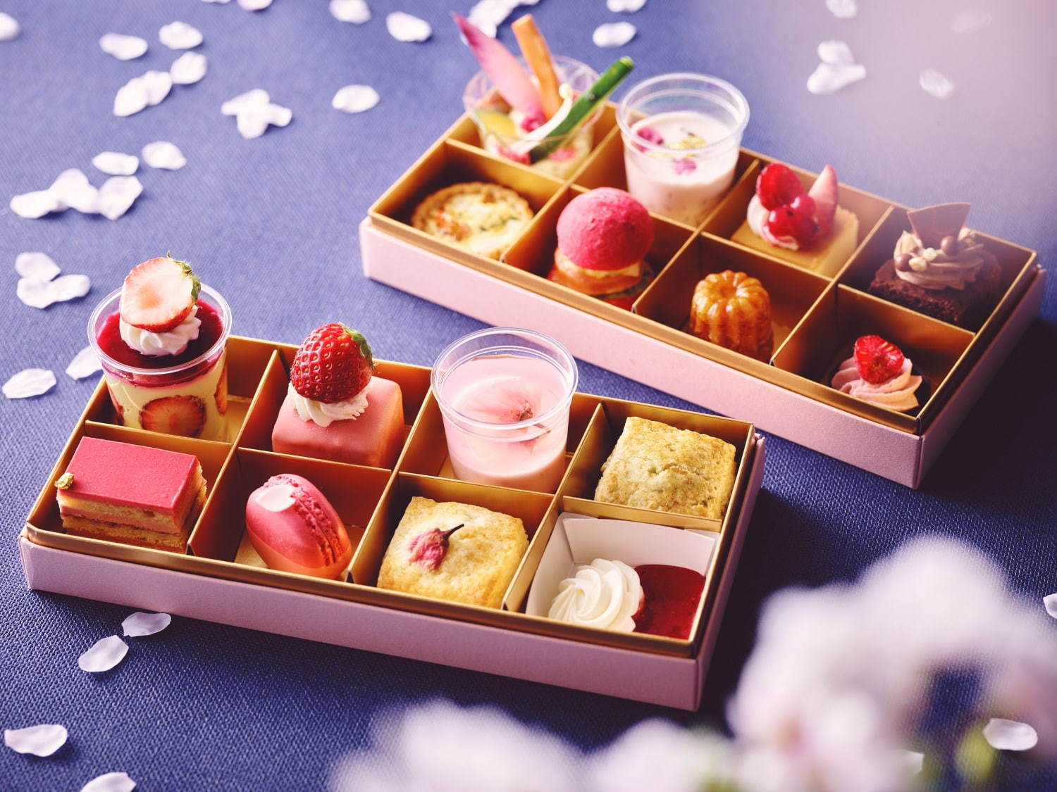 ストリングスホテル東京インターコンチネンタルで「桜いちご