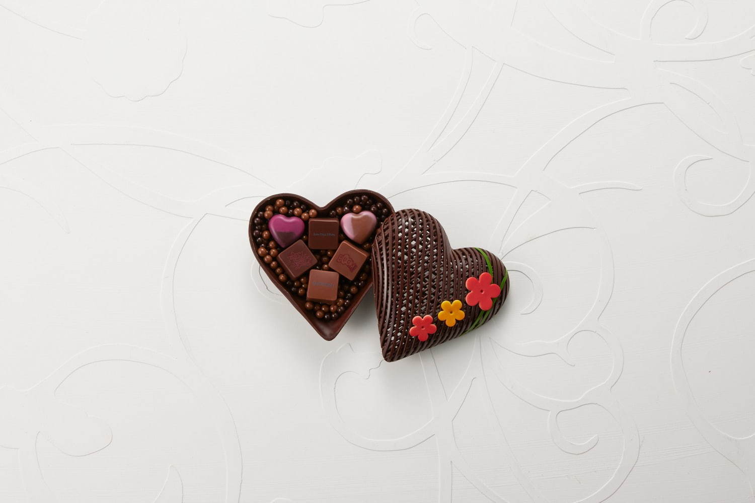 ジャン ポール エヴァン バレンタイン21 限定ボンボン ショコラをポップな花柄ボックスに ファッションプレス