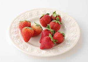 スイーツパラダイスで「ブランドいちご食べくらべ」あまおう、とちおとめなどブランド苺が食べ放題|写真4