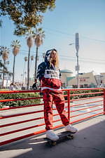 ア ベイシング エイプ × ラッセルアスレティック、ベイプ“カモ柄”フーディ＆ロゴ入りジャケット｜写真39