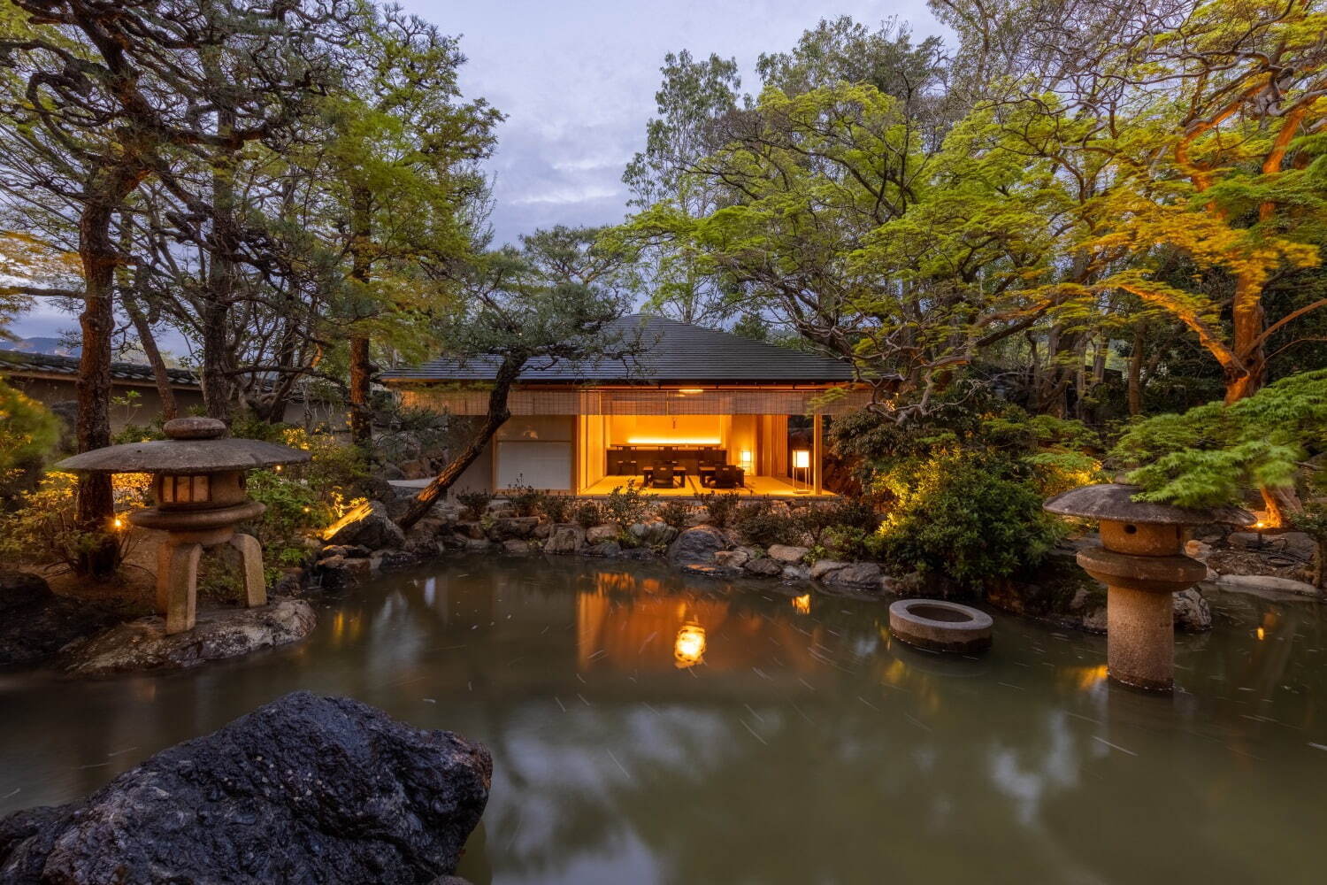 高級旅館「ふふ 京都」全室ひのき香る温泉付き"庭園＆日本建築の離れ"｜写真6