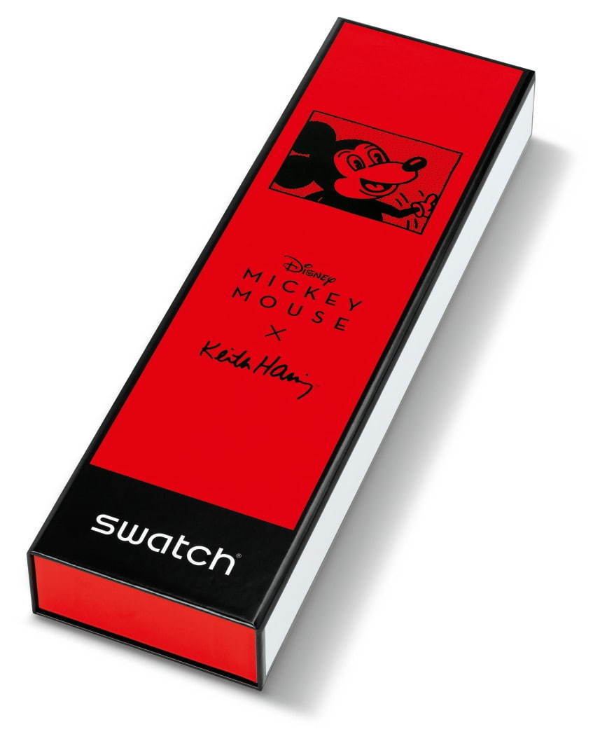 スウォッチ"キース・へリングが描くミッキーマウス"の腕時計、赤ズボン着想や白黒曲線ストラップ｜写真10