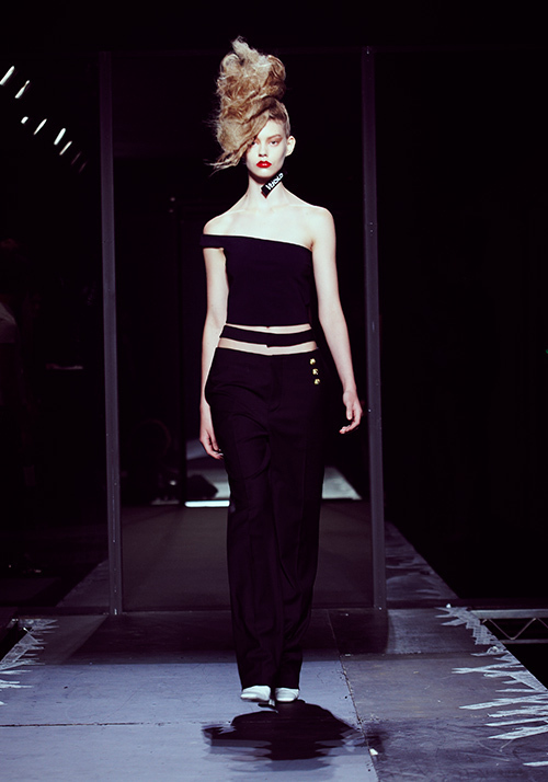 J.W.アンダーソン フォー ヴェルサス ヴェルサーチェ 2013-14年秋冬<span>コレクション</span> - 写真5