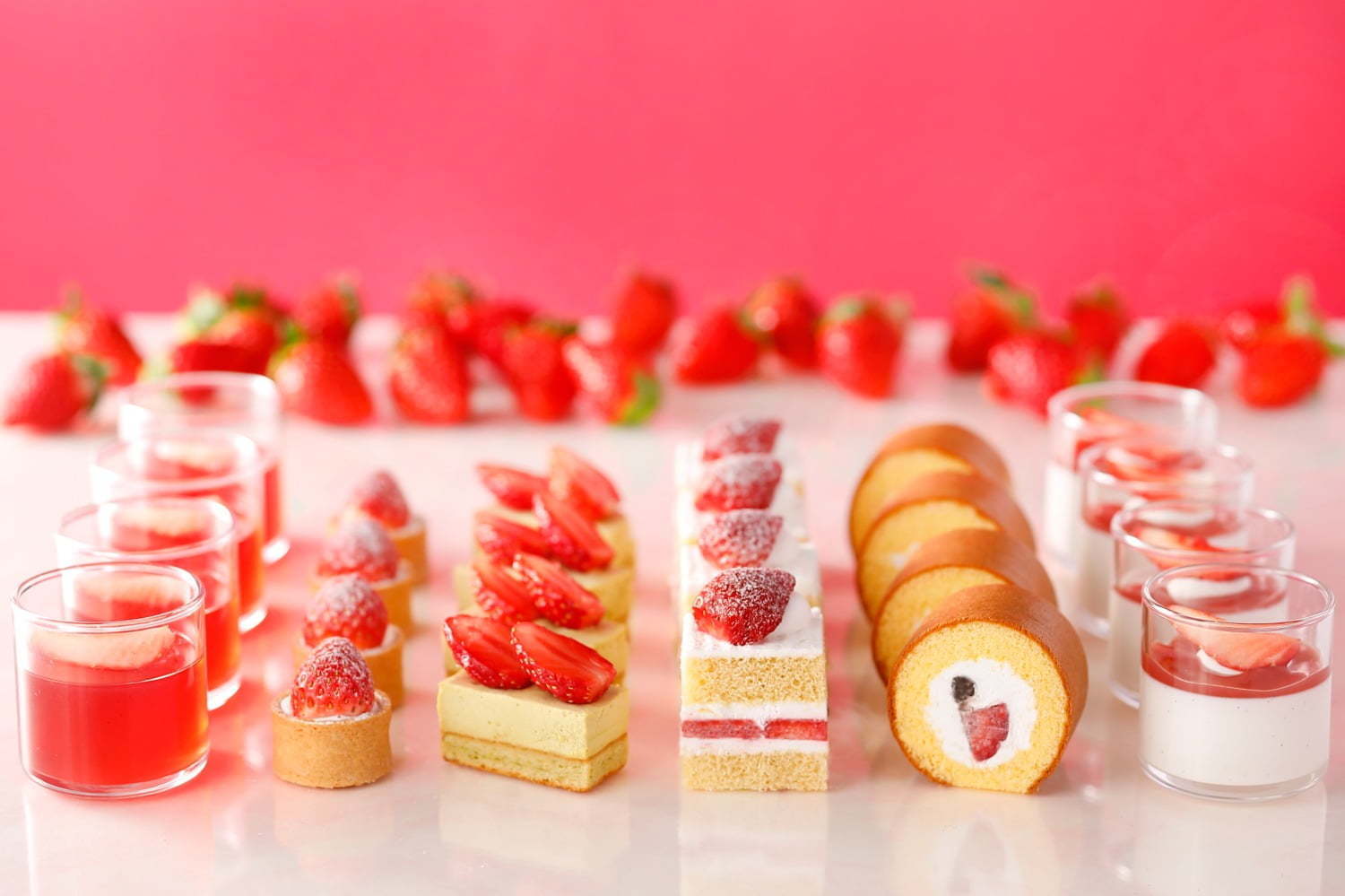 ホテルニューオータニ(東京)「スーパーいちごビュッフェ2021」ピエール・エルメのコラボスイーツも