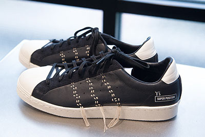 Y's(ワイズ)がアディダスの名作をデザイン - コラボスニーカー発表