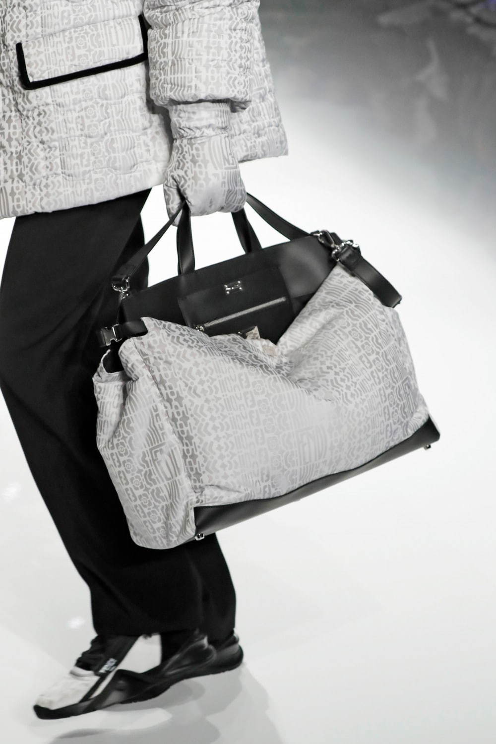 フェンディ(FENDI), アンリアレイジ(ANREALAGE) ピーカブー｜写真12