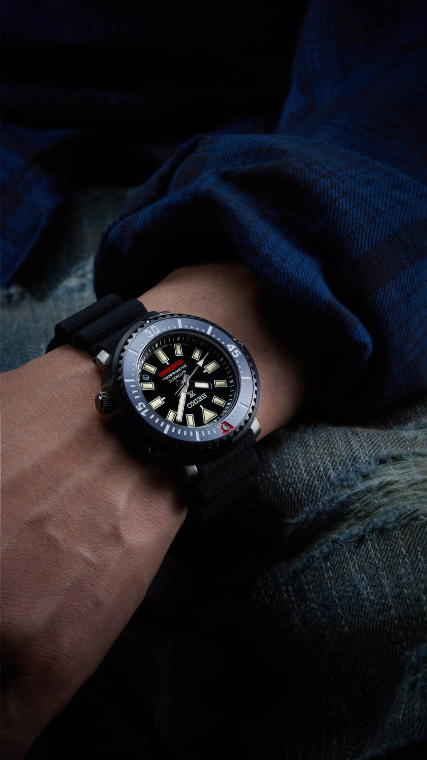 ネイバーフッド×セイコーの腕時計 - Wネームを配した文字盤＆裏蓋、200m防水など機能性も兼備｜写真6