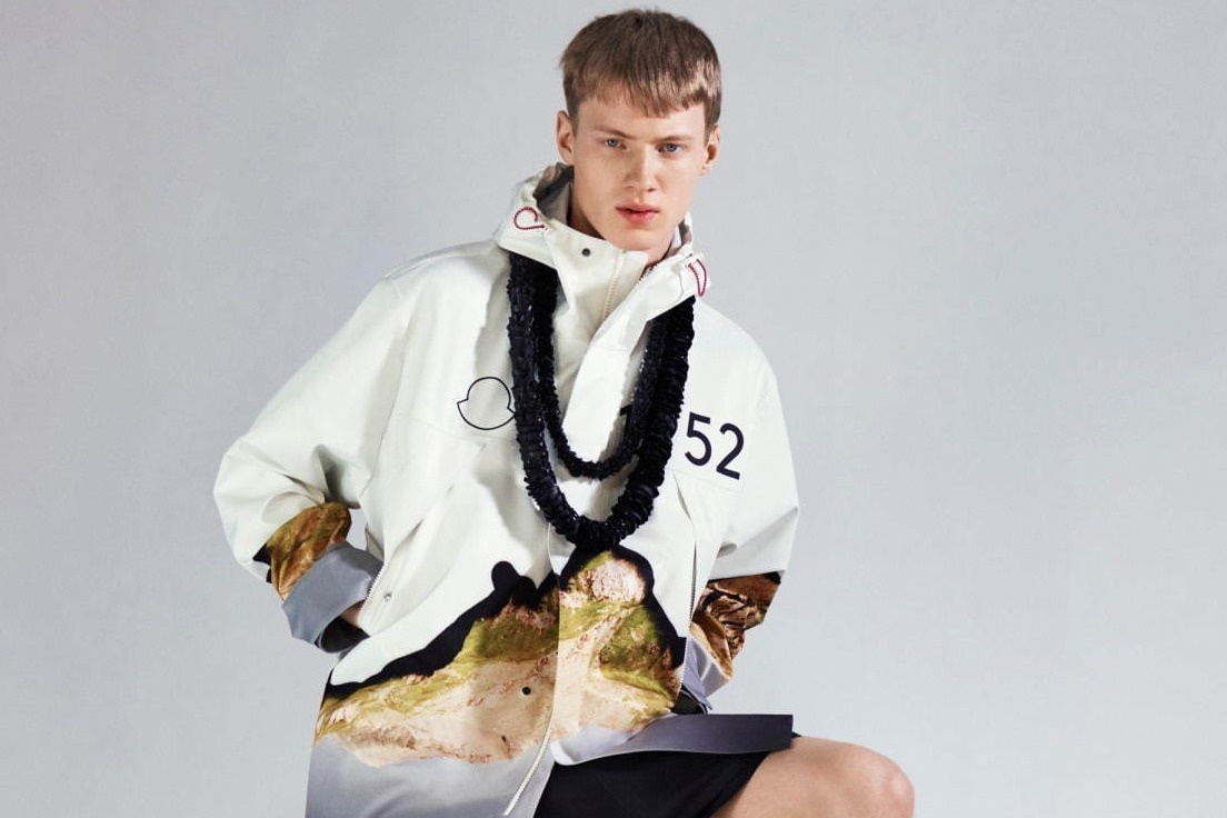 2 モンクレール 1952 メンズ新作、花柄ダウンジャケットや“アルプス“プリントのコート