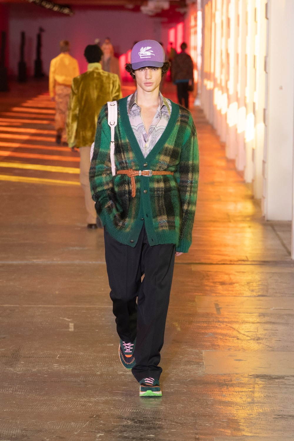 エトロ 2021-22年秋冬｜ カーディガン