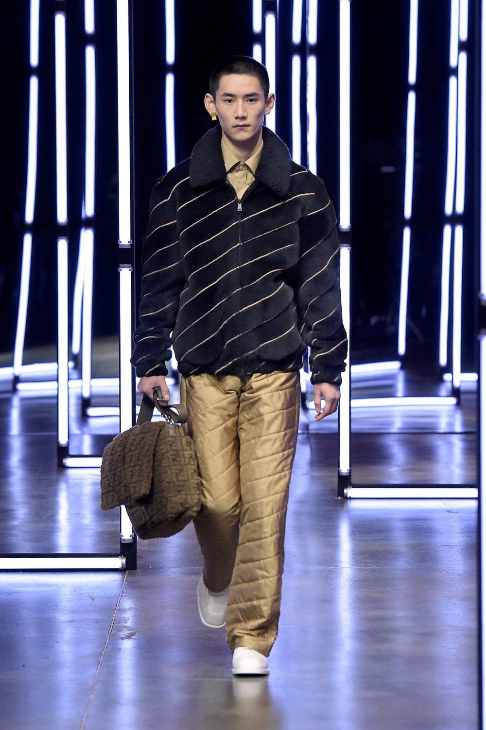 フェンディ(FENDI) 2021-22年秋冬メンズコレクション  - 写真10