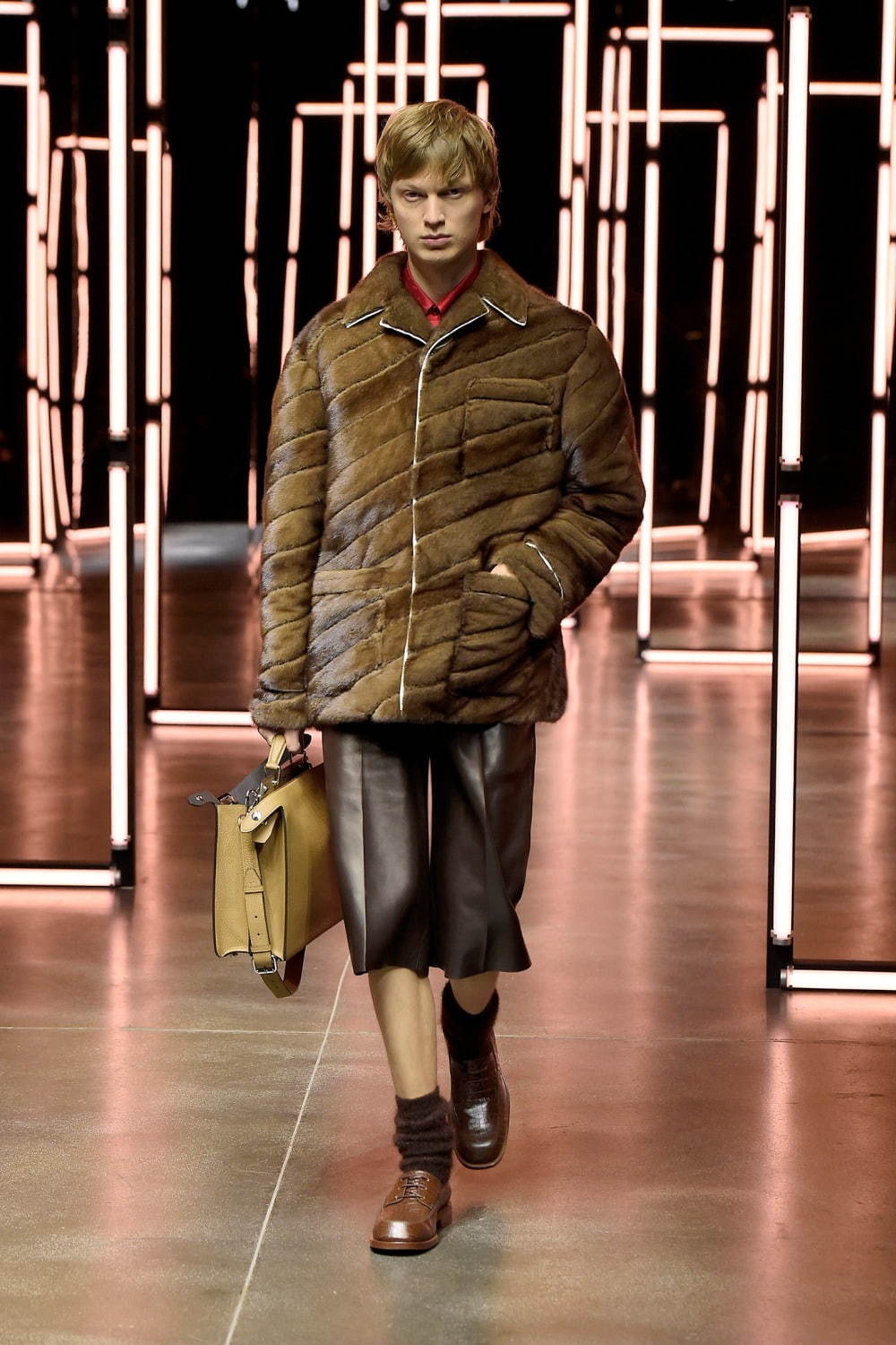 フェンディ(FENDI) 2021-22年秋冬メンズコレクション  - 写真12