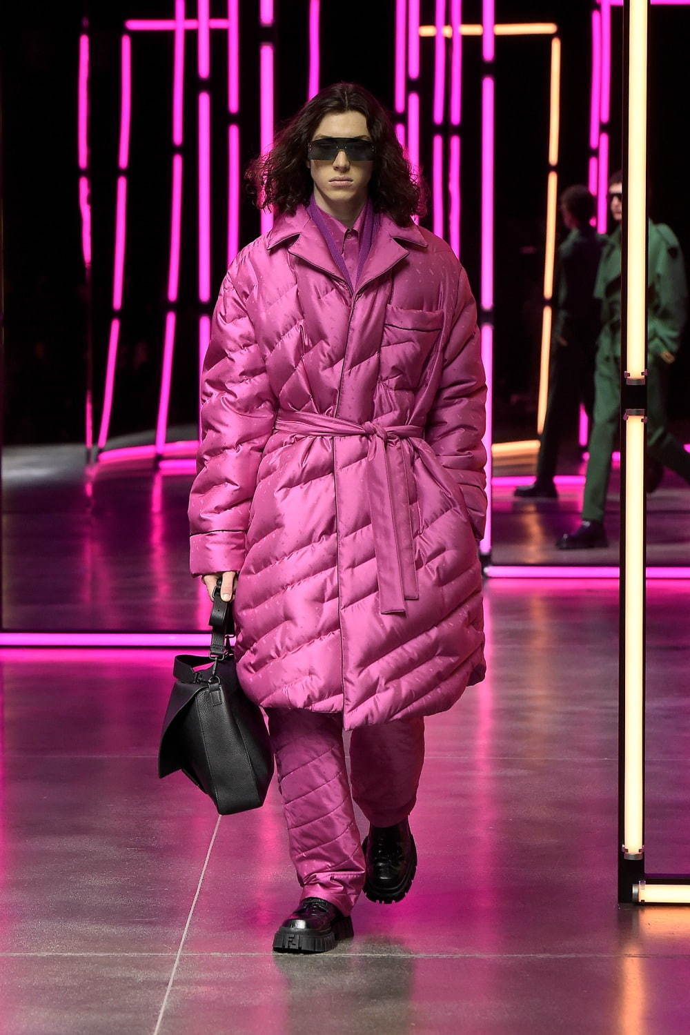 フェンディ(FENDI) 2021-22年秋冬メンズコレクション - ファッションプレス