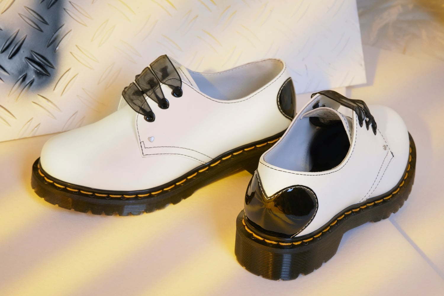 ドクターマーチン(DR. MARTENS) 2021年バレンタインデー-