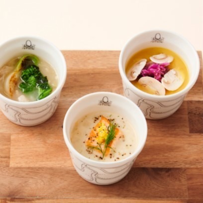 <スープストックトーキョー×ミナ ペルホネン>スープセット(スープ2種+パン1種) 数量限定 2,400円(税込)