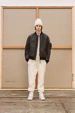 アンダーカバー 2021-22年秋冬メンズコレクション、“ずれた視点”で日常着を再解釈｜写真27