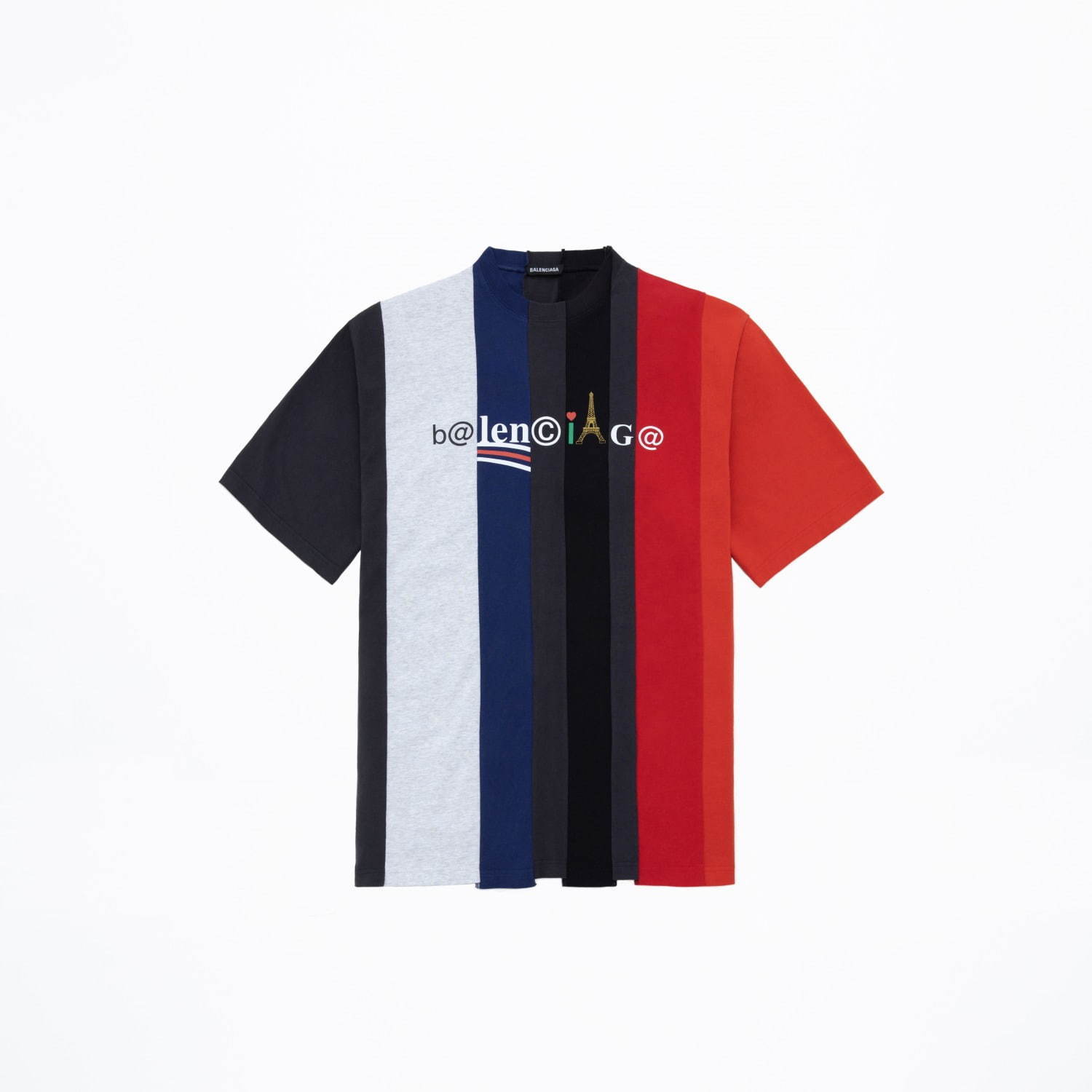 バレンシアガ 青山限定 様々なロゴを繋ぎ合わせたユニセックスフーディ Tシャツ ファッションプレス