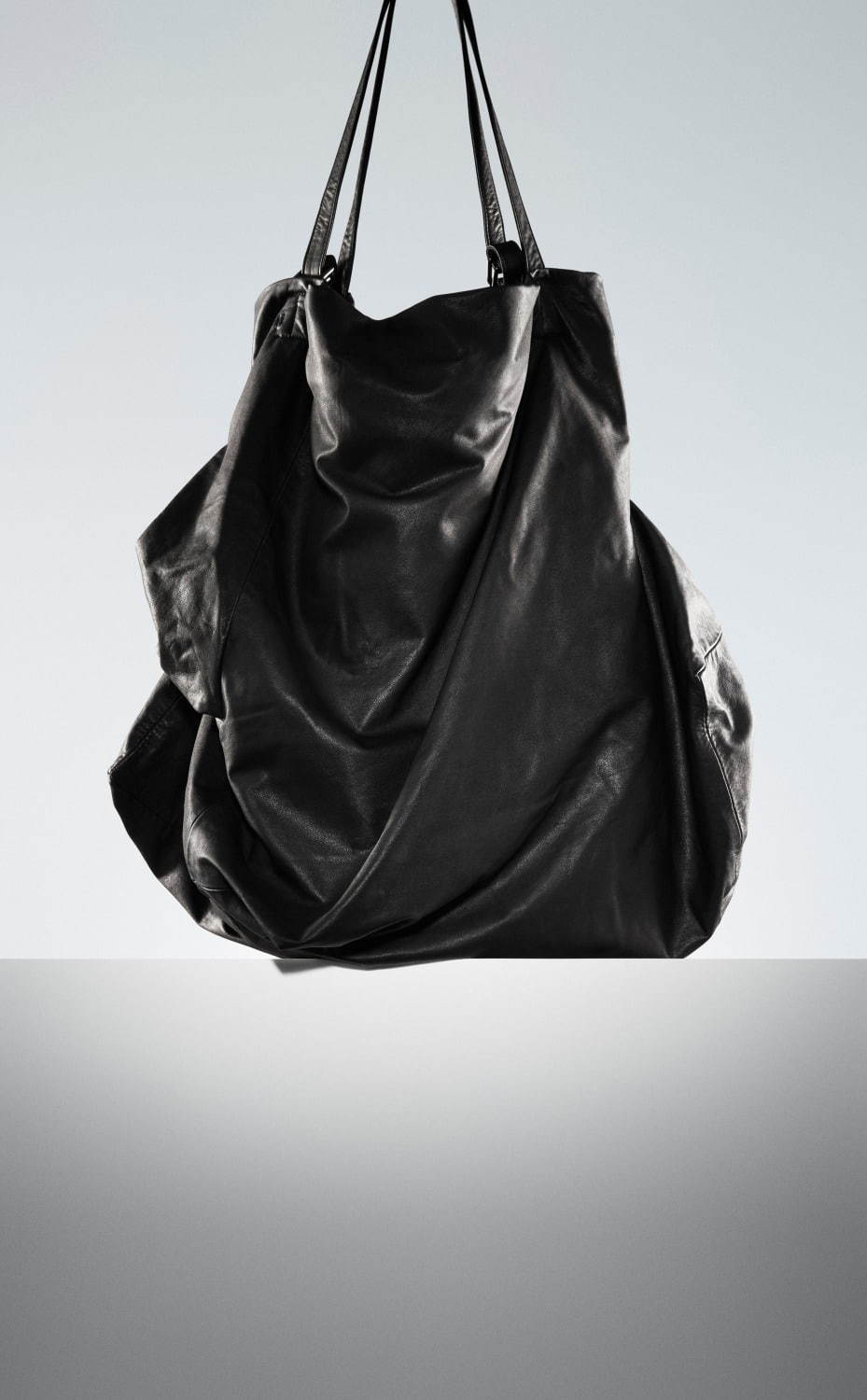 ディスコード ヨウジヤマモトの新作バッグ、“葉”や“結び目”モチーフのレザーショルダーやトート｜写真16
