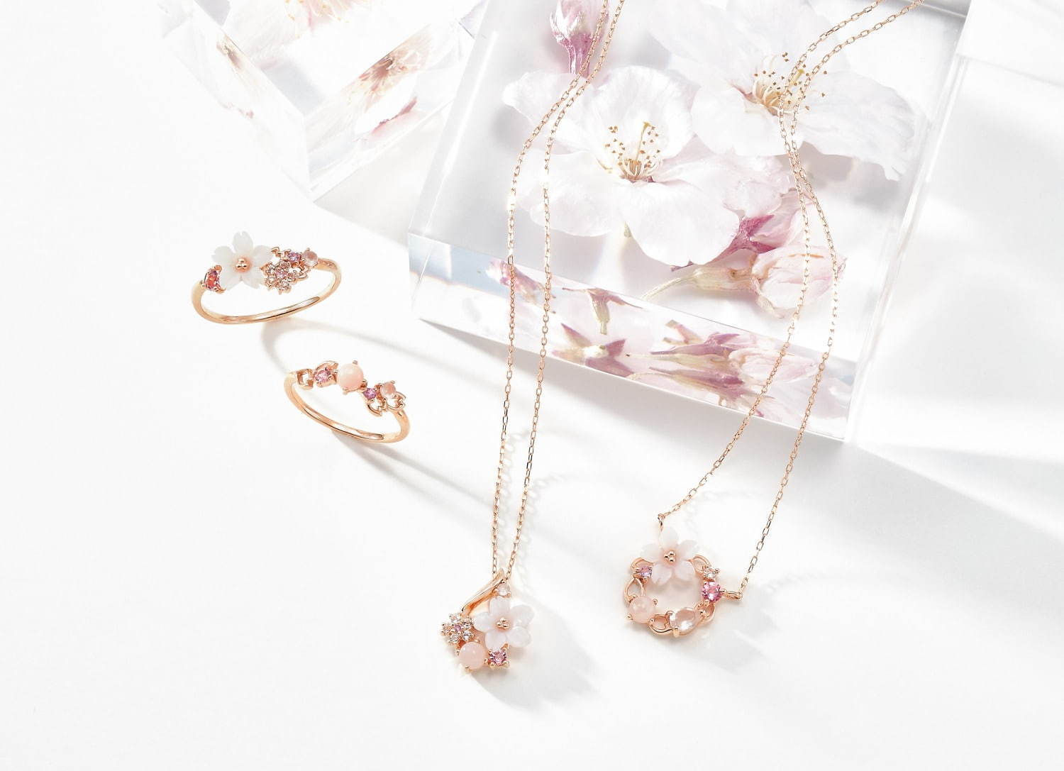 新品 ケイトスペードkatespade シェルお花モチーフ ネックレス\u0026ピアス