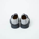 ジョージコックス×ユナイテッドアローズ＆サンズ、特注バックル付きマットグレーのクリーパーシューズ｜写真6