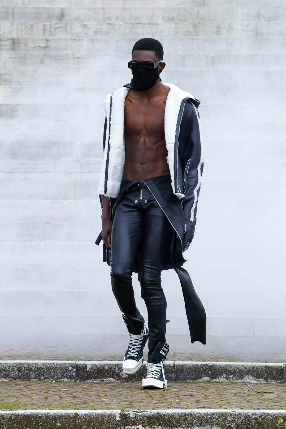 リック・オウエンス(Rick Owens) 2021-22年秋冬メンズコレクション  - 写真6