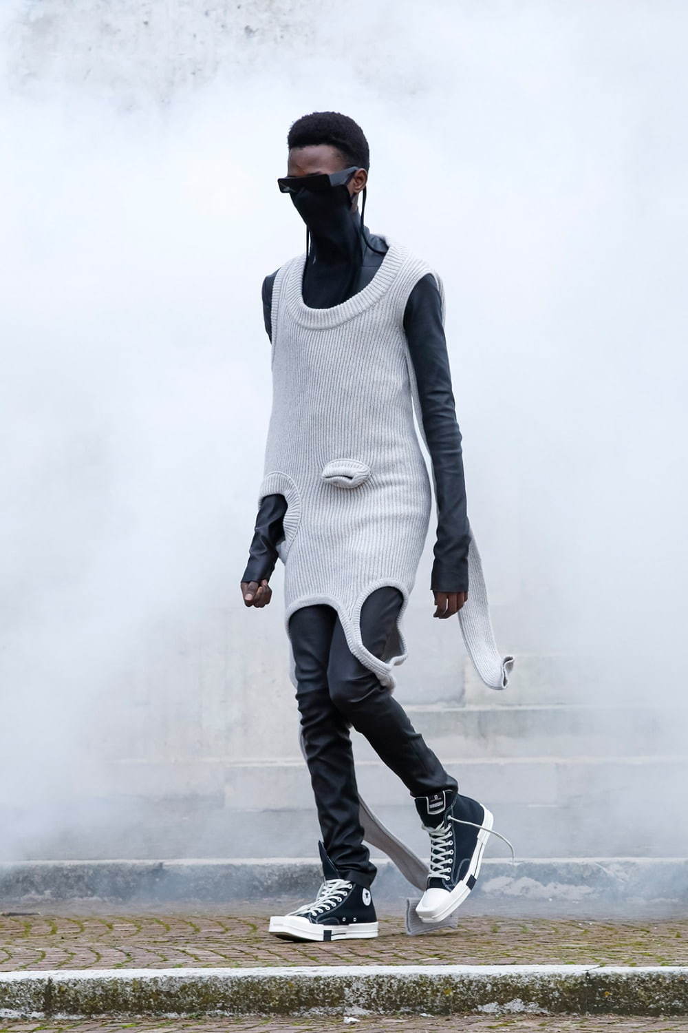 リック・オウエンス(Rick Owens) 2021-22年秋冬メンズコレクション  - 写真17