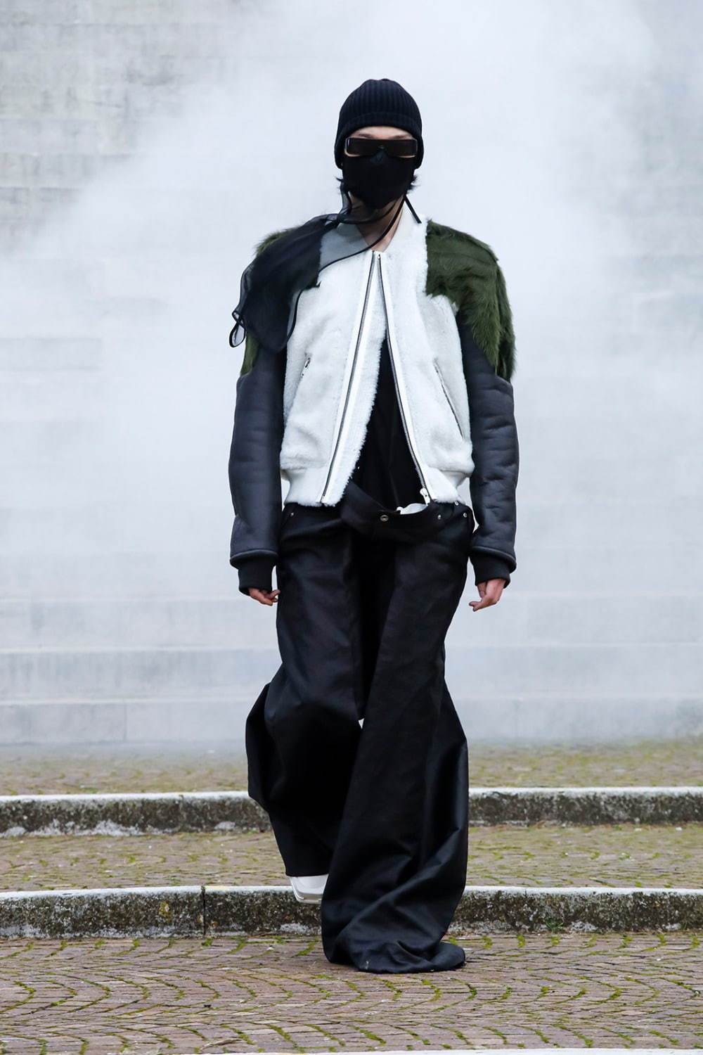 リック・オウエンス(Rick Owens) 2021-22年秋冬メンズコレクション  - 写真21