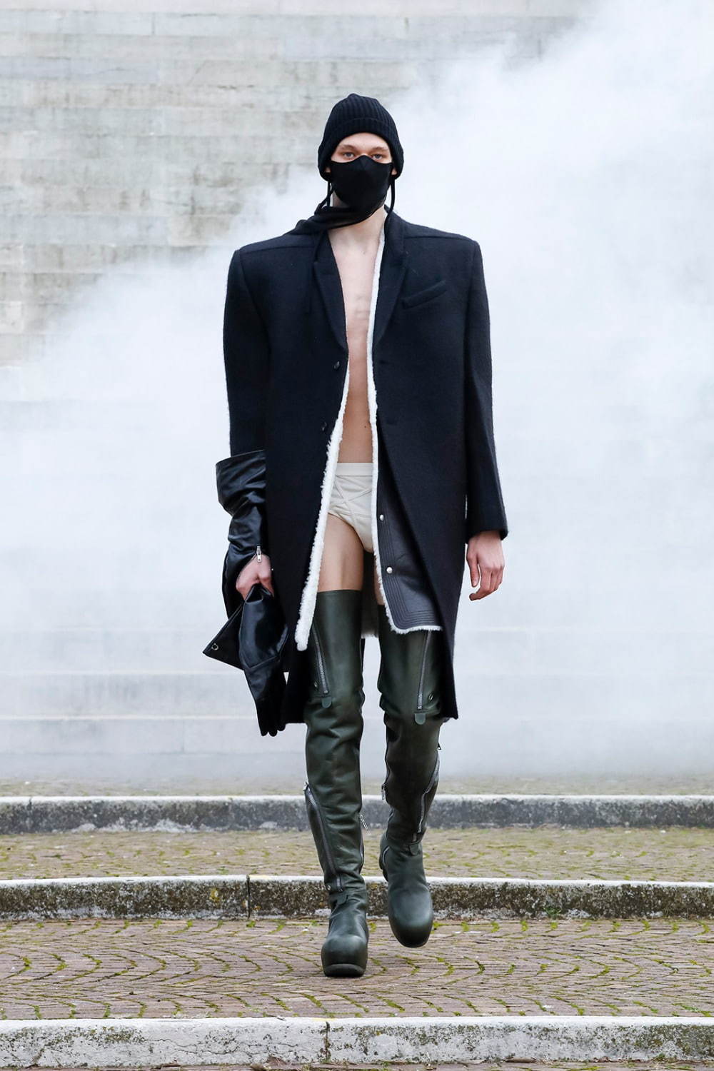 リック・オウエンス(Rick Owens) 2021-22年秋冬メンズコレクション  - 写真39