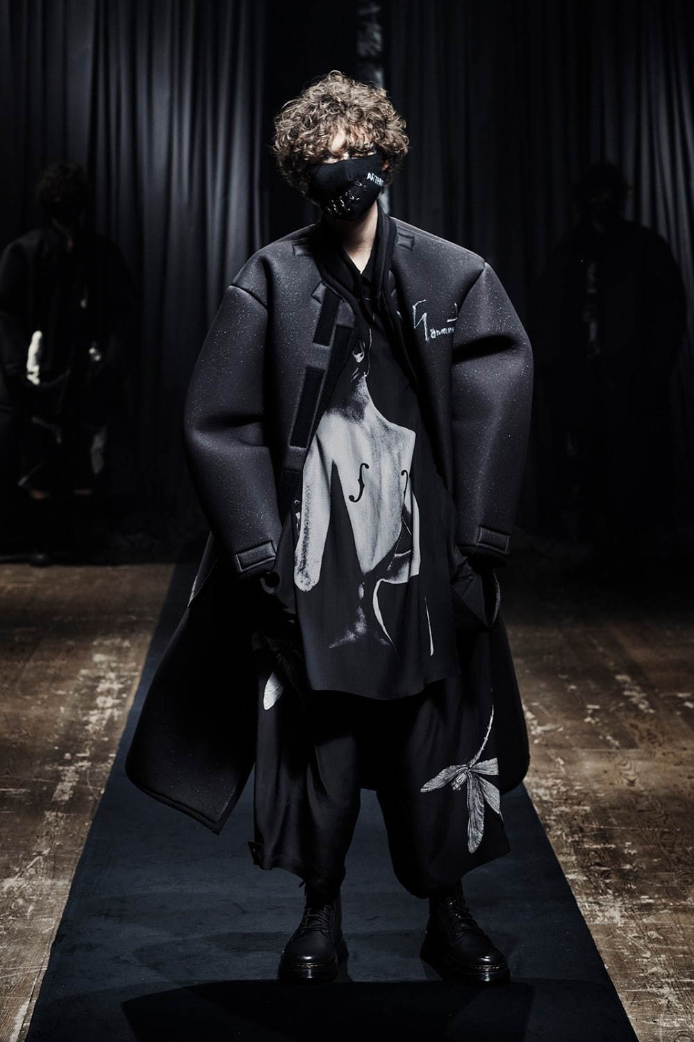 ヨウジヤマモト(Yohji Yamamoto) 2021-22年秋冬メンズコレクション