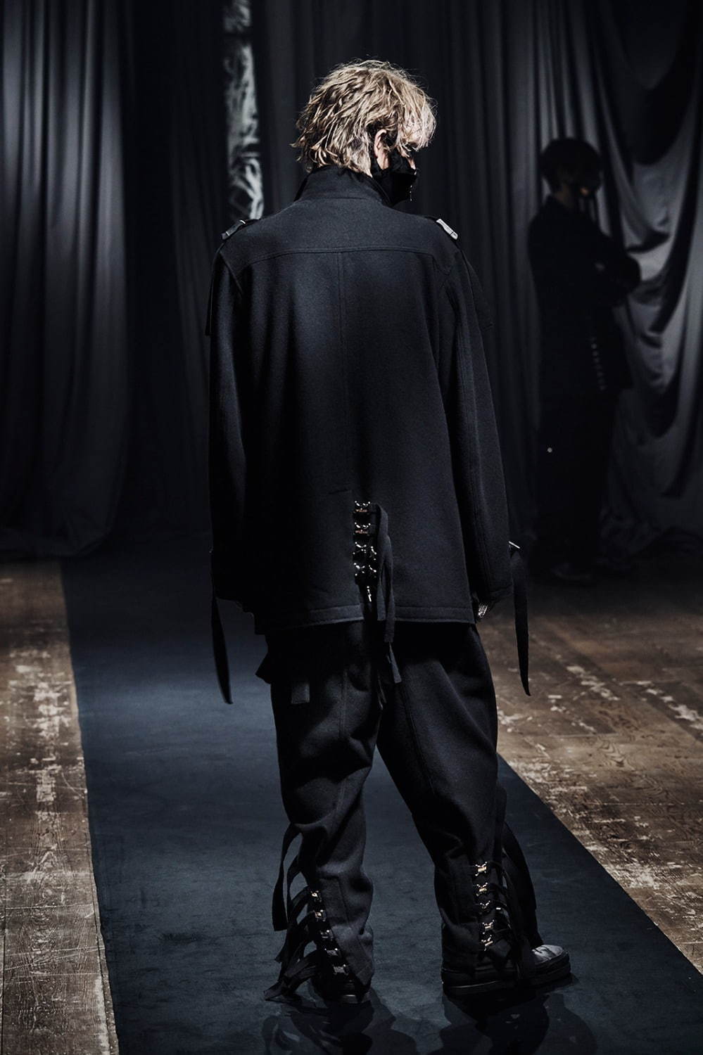 ヨウジヤマモト(Yohji Yamamoto) 2021-22年秋冬メンズコレクション  - 写真18