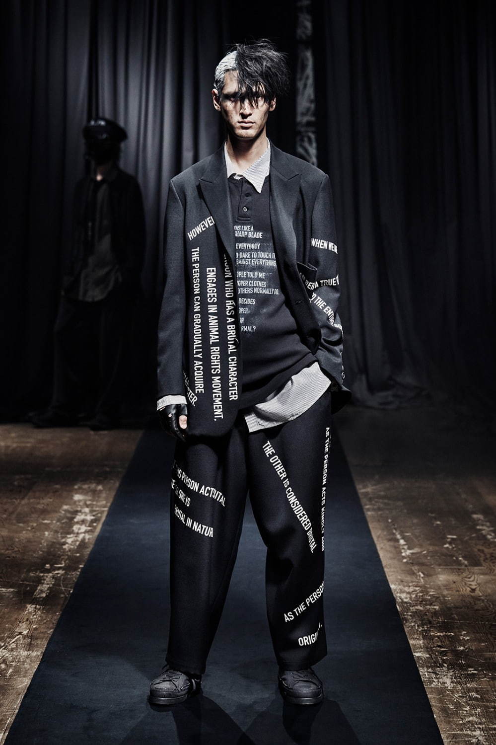 ヨウジヤマモト(Yohji Yamamoto) 2021-22年秋冬メンズコレクション  - 写真30