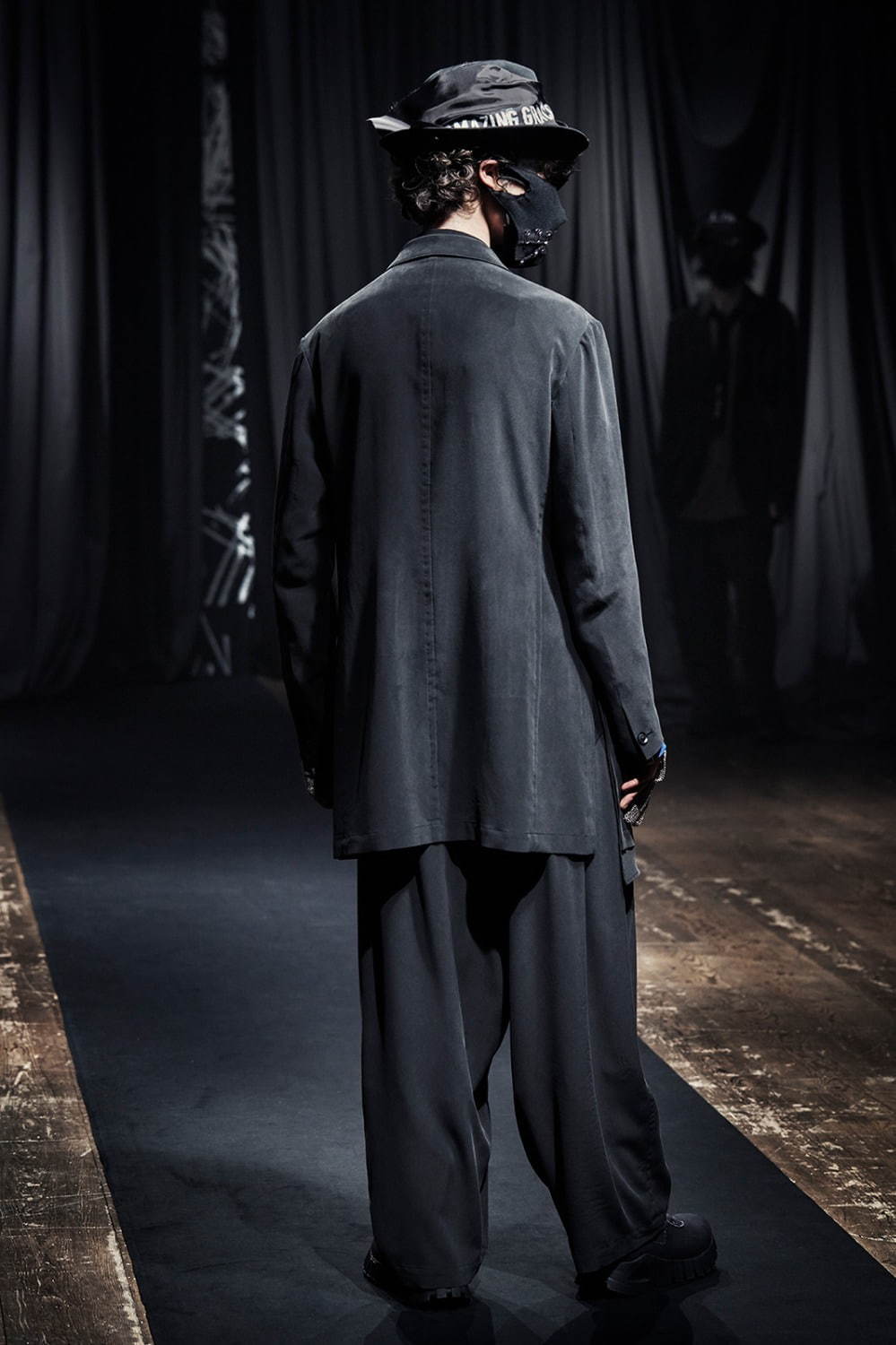 ヨウジヤマモト(Yohji Yamamoto) 2021-22年秋冬メンズコレクション  - 写真34