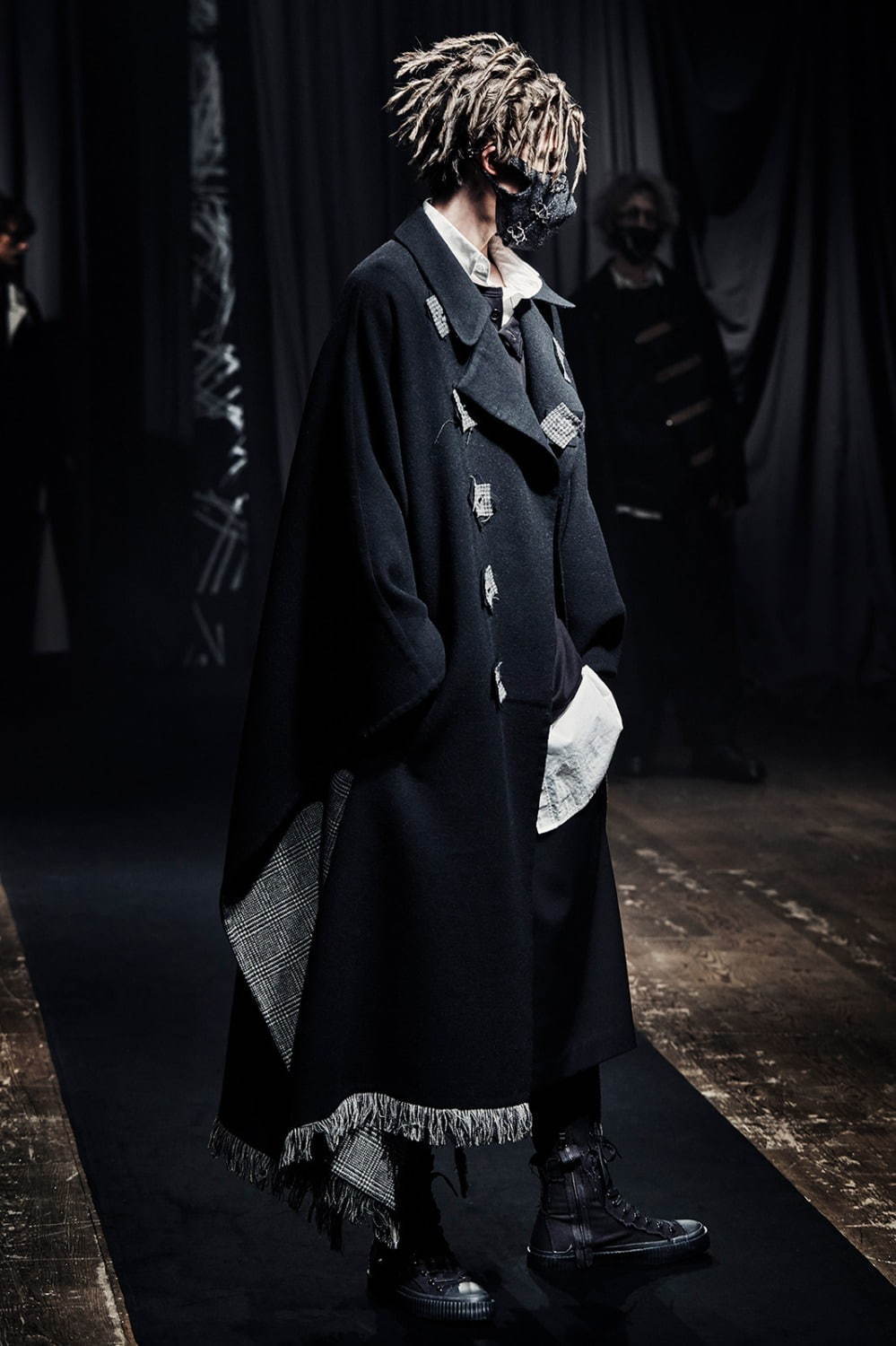 ヨウジヤマモト(Yohji Yamamoto) 2021-22年秋冬メンズコレクション  - 写真47