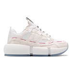 ニューバランス×ジェイデン・スミスの厚底スニーカー、モノトーンに“ショッキングピンク”のアクセント｜写真3