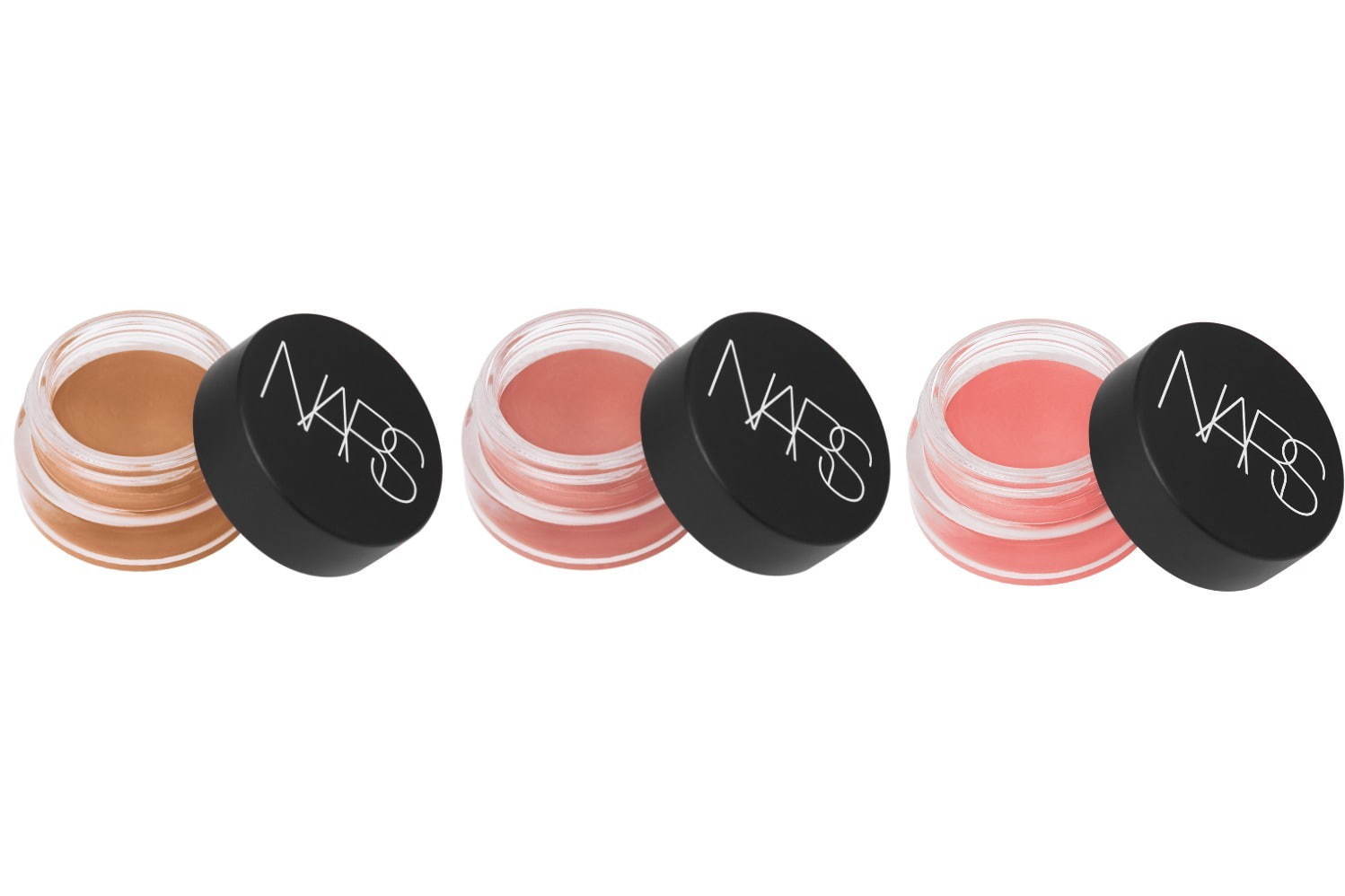 左から) 「NARS エアーマット ブラッシュ」 00537、00539、00541 各3,700円＋税
※00537は数量限定発売。