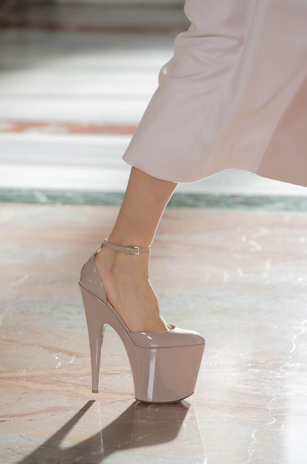 ヴァレンティノ オートクチュール(VALENTINO Haute Couture ) 2021年春夏ウィメンズ&メンズコレクション  - 写真59
