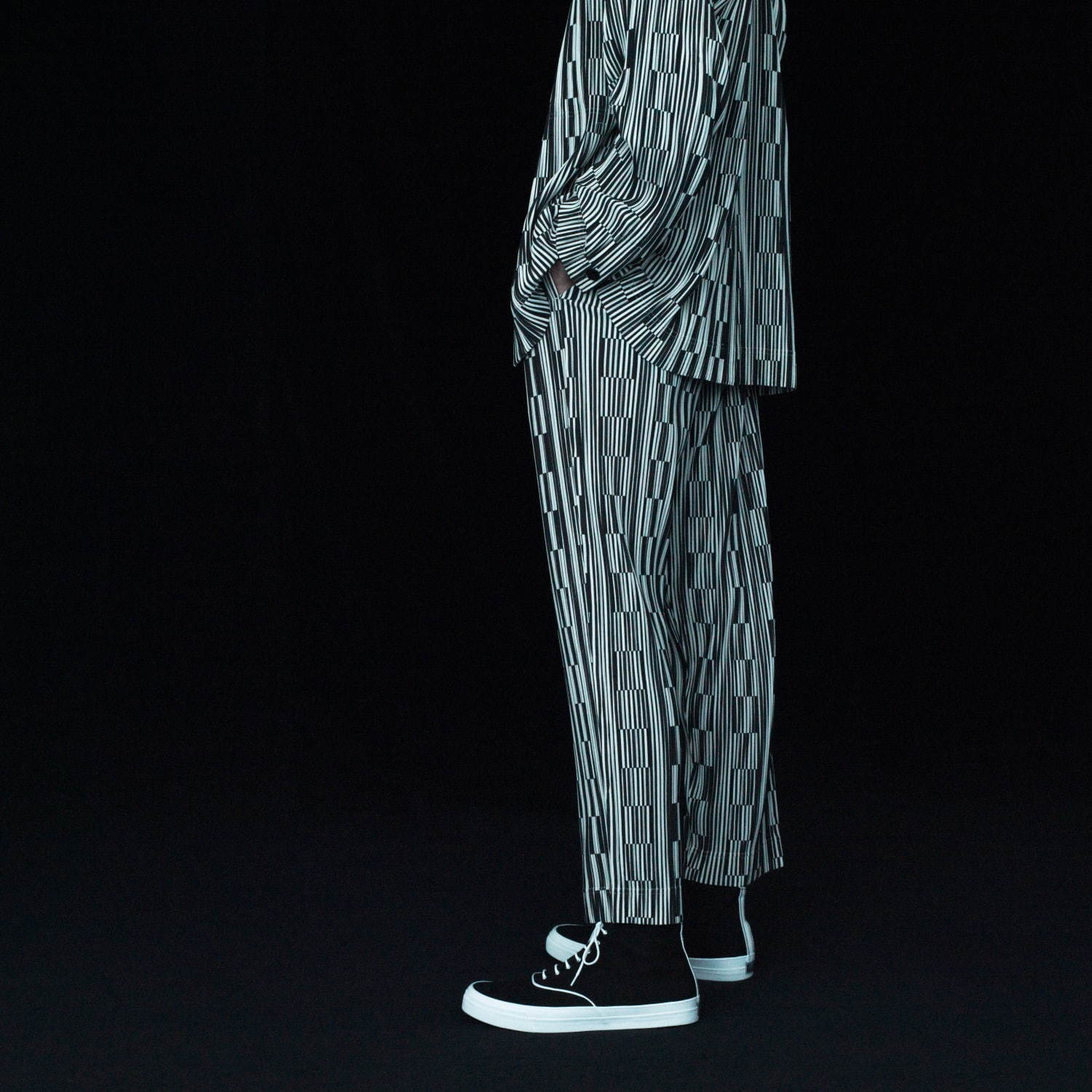 オム プリッセ イッセイ ミヤケ(HOMME PLISSÉ ISSEY MIYAKE) ワクワ｜写真6