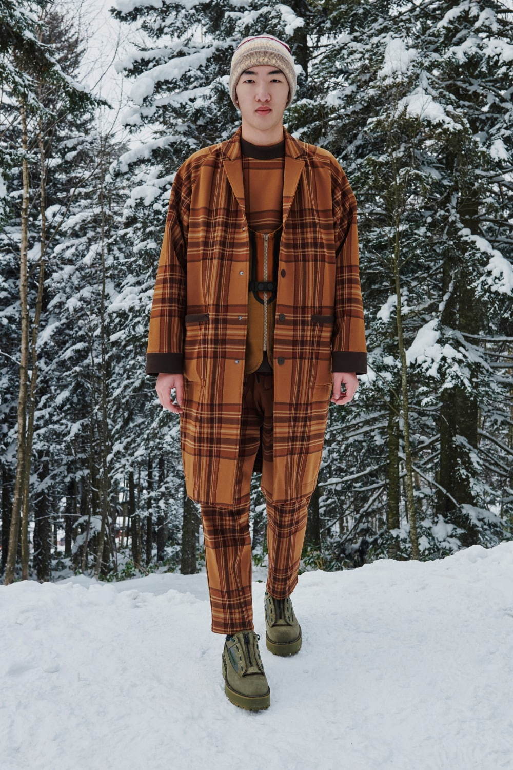 ホワイトマウンテニアリング(White Mountaineering) 2021-22年秋冬メンズコレクション  - 写真4